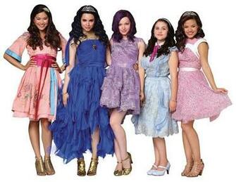 Disney S Descendants Lonnie Evie Mal Jane And Audrey