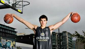 Pitt Basketball Signs Steven Adams And James Robinson To