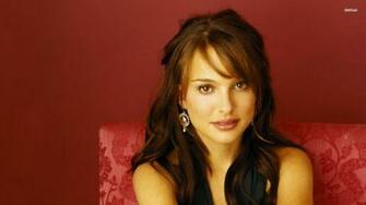 Portman Wallpaper Natalie More