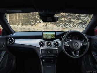 Mercedes Benz Cla Cdi Shooting Brake Uk Spec Interior