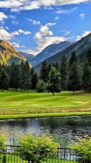 Lovely Mountain Scenery Wallpaper iPhone