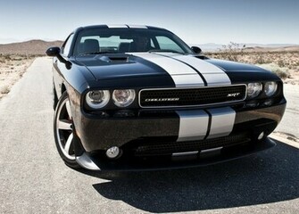Dodge Challenger Srt8 Tecnologia E Games