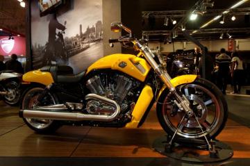 Harley Davidson Vrscf V Rod Muscle Pics Specs And