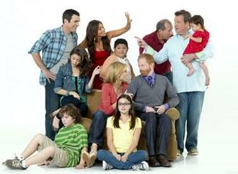 Tv Show Modern Family Wallpaper