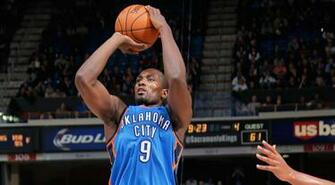 Slam Top Serge Ibaka No