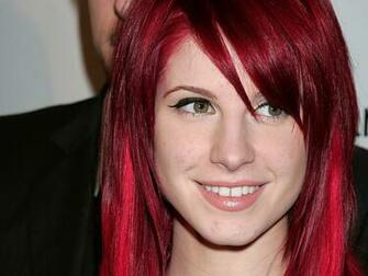 Hayley Williams Topless Picture And Boobs