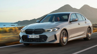 Bmw Series Gets Tweaked Styling New Curved Screen Cnet