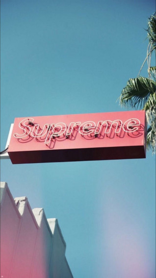 Supreme Aesthetic Wallpaper