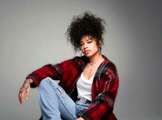 Free download Ella Mai HD Wallpaper Background Image 2000x1483 ID978481