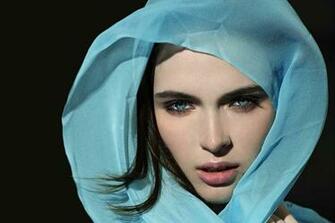 Fashion News Cake High Photography