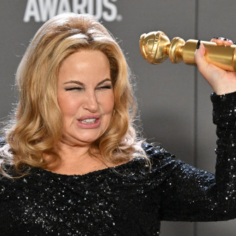 Golden Globes Jennifer Coolidge S Best Moments On Stage Them