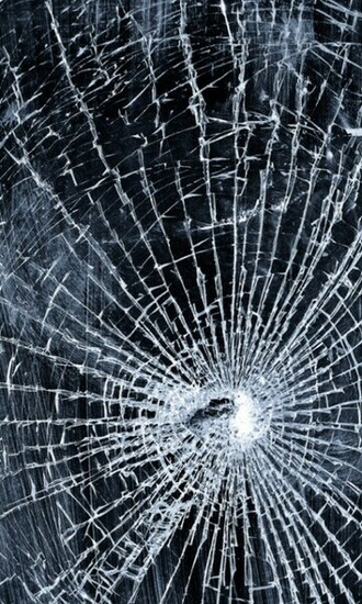 Broken Screen Screensaver HD Walls Find Wallpaper