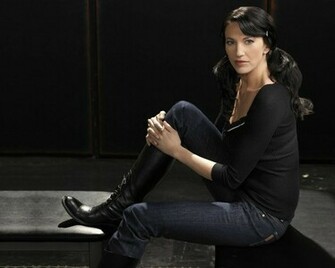 Claudia Black Wallpaper