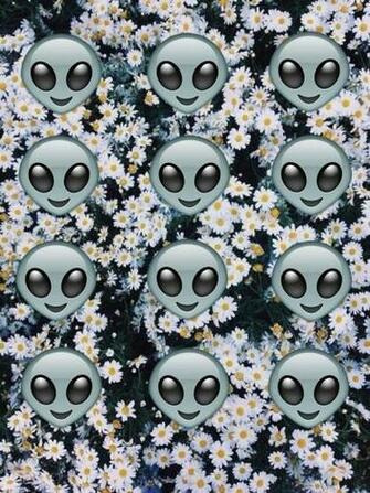 Alien Emoji Wallpaper Flowers