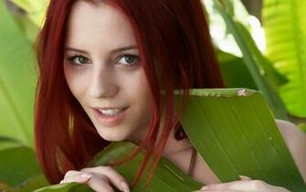 Ariel Aka Piper Fawn Close Up Face Girl Green Non Nude