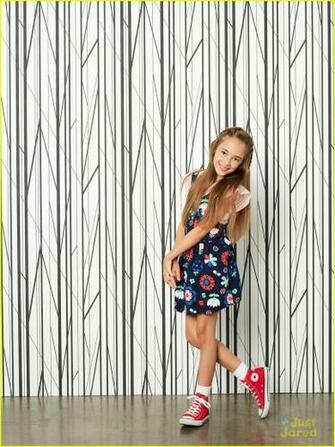 Meg Donnelly S Abc Series American Housewife Returns For Season