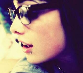 Piercing Wallpaper Cute Lip Background