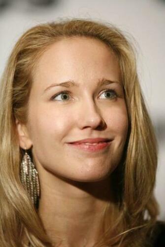 Full Anna Camp Wallpaper Fb0936cf306381ed83b9cf1c4873fcc4 Smaller