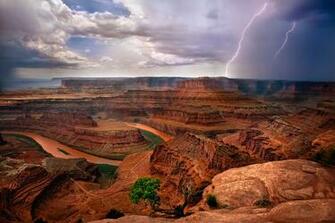 Double Lightening Strike At Dead Horse Point State Park Ut Title