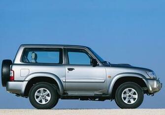 Nissan Patrol Gr Door Y61 Wallpaper