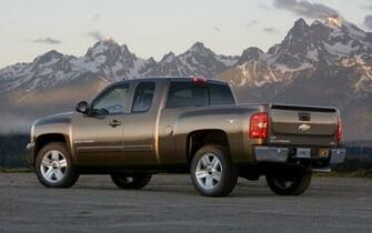 Chevrolet Silverado Desktop Wallpaper