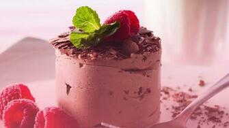 Strawberry New Image Wallpaper With White Vanilla Flavored
