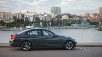 Bmw Series Re 320i Sport Line Drive