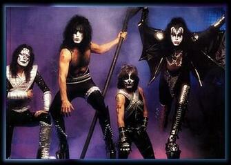Kiss Wallpaper Graphics Code Comments Pictures