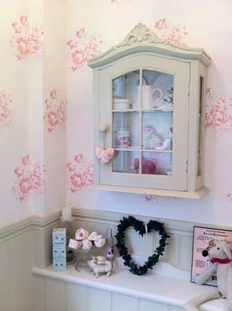 Cabbages Roses Hatley Wallpaper Cottage Charm