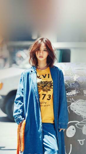 Hyeri Kpop Street Red Celebrity Girl iPhone Plus Wallpaper
