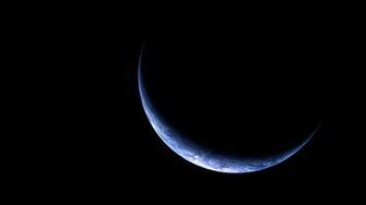 Crescent Moon Desktop Pc And Mac Wallpaper