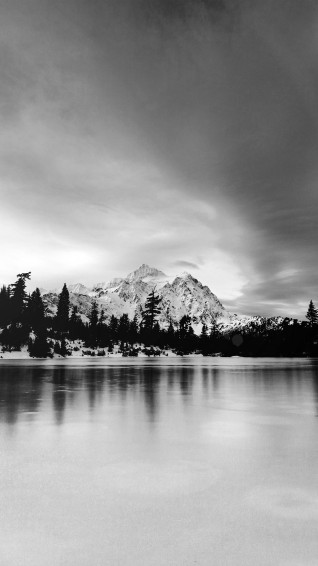 Black And White Wallpaper For iPhone