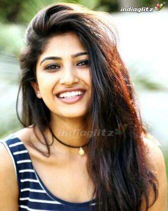 Roshini Prakash Photos Tamil Actress Image Gallery