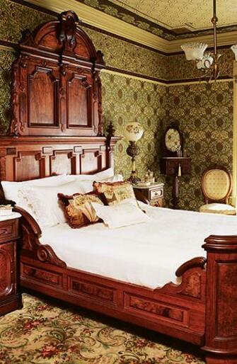 Wallpaper Victorian The Morris Tradition Specialty Line