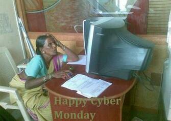 Funny Lady Cyber Monday HD Wallpaper Photos