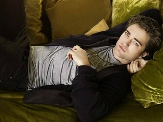 Robert Pattinson Wallpaper And Image Pictures Photos