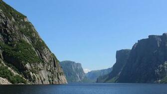 Western Brook Pond Fjord HD Wallpaper