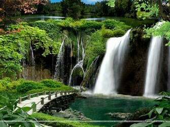 Waterfalls Wallpaper