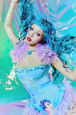 Hyuna Dawn Duet Mini Album Inter Hypebae