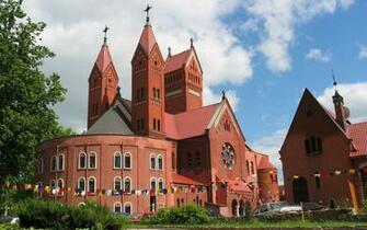 Minsk Church Car Wallpaper HD City 4k Image