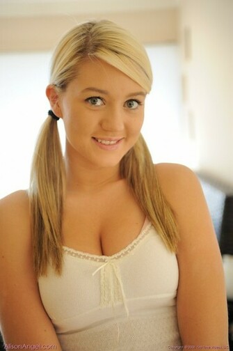 London City Tommorow Alison Angel Hot Wallpaper