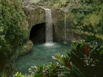 Moving Waterfall Screensavers
