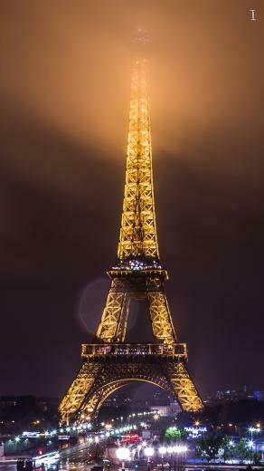 Eiffel Tower Wallpaper