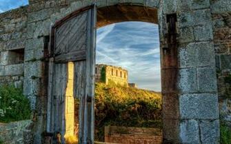 Fort Clonque Wallpaper Background