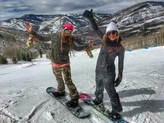 Migliori Idee Su Ragazza Che Fa Snowboard
