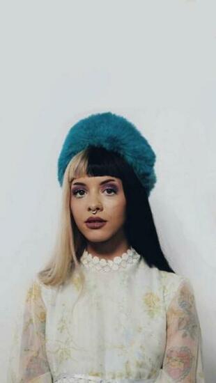 Wallpaper Melanie Martinez