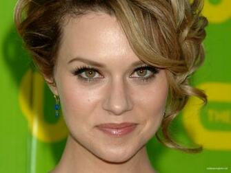 Hilarie Burton Wallpaper Pictures Image