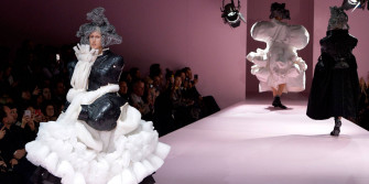 Comme Des Gar Ons Black And White Dresses Wallpaper