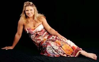 Beth Phoenix Wwe Diva HD Wallpaper High Definition