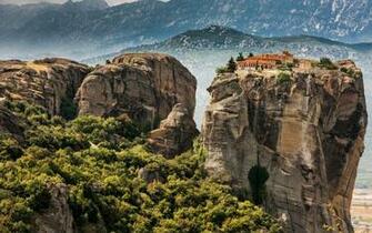 Shuttles Vip Meteora Private Tour